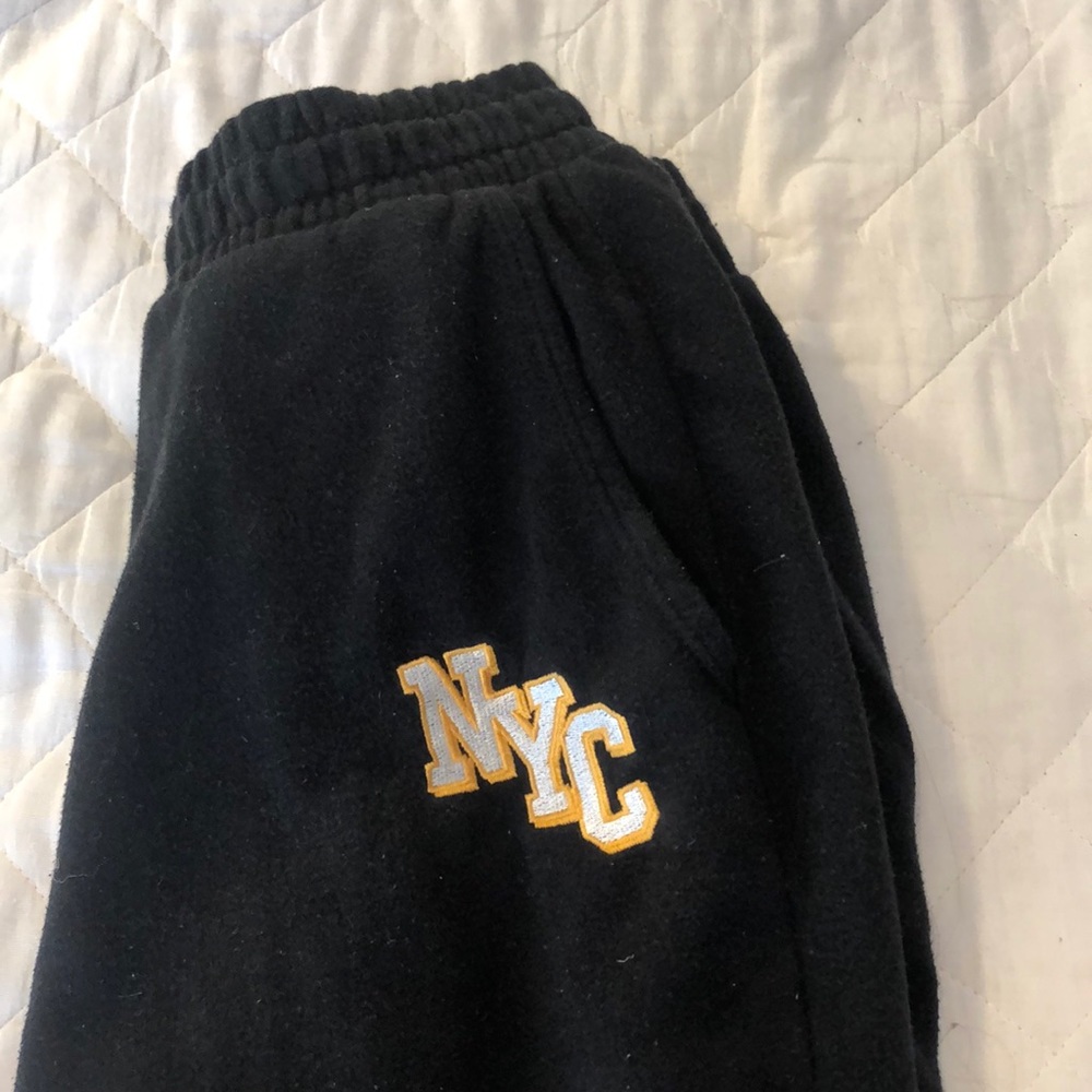 SOLD🤍 garage nyc sweats